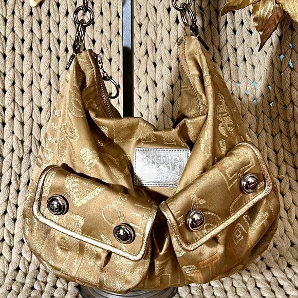 COACH Poppy Storypatch Sig/Gold/Metallic Bag - Picture 1 of 6